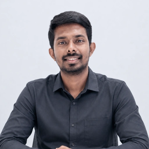 Dinuka Salwathura