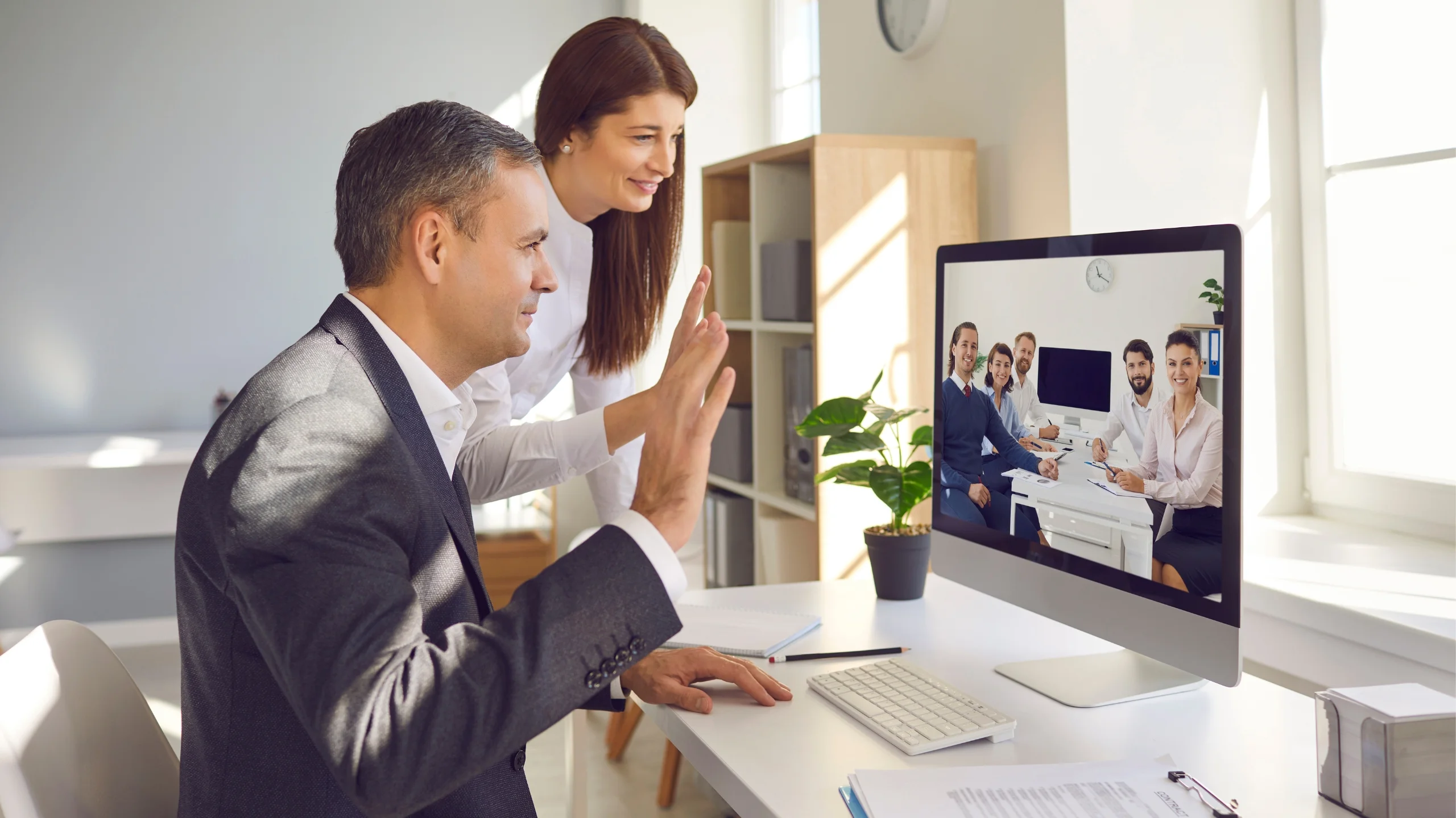 Guide to AI Meeting Minutes for Remote Teams